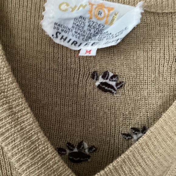 Vintage Cyn Les Novelty Sweater Tan Embroidered Scottish Dog with Paw Prints - Picture 2 of 5